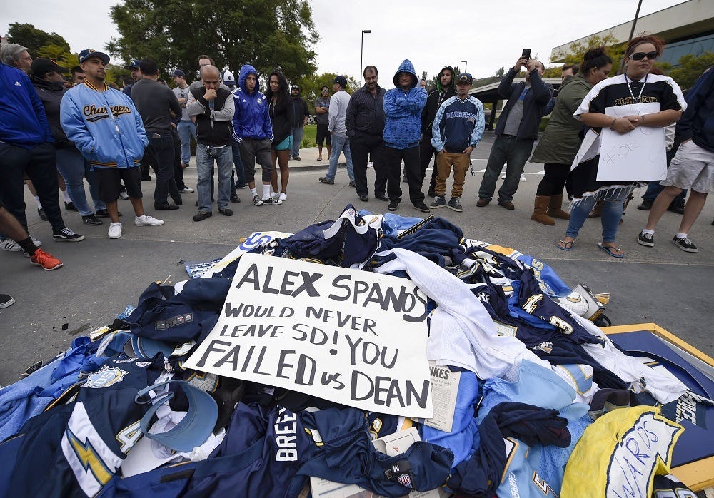 San Diego Chargers fans not happy with Los Angeles Chargers 2017 images