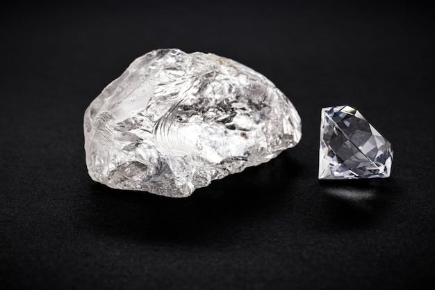 Diamante lapidado em diamante bruto em mina de carvão, conceito de pedra  rara sendo extraída, riqueza mineral | Foto Premium