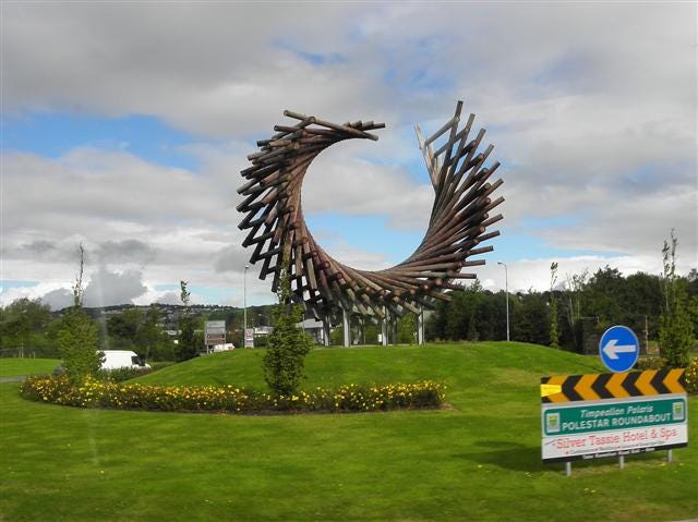 Pole Star Roundabout, Letterkenny © Kenneth Allen cc-by-sa/2.0 :: Geograph  Ireland