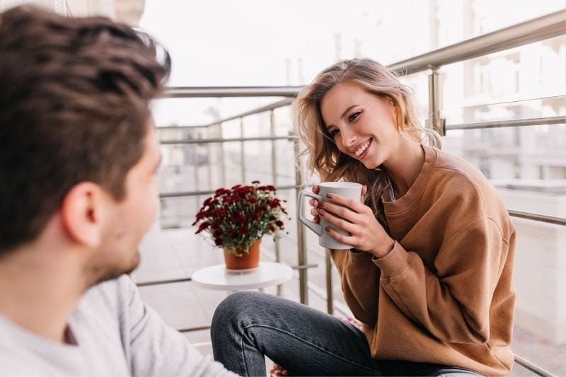 21 Signs Of A Good First Date & How To NAIL The Second One