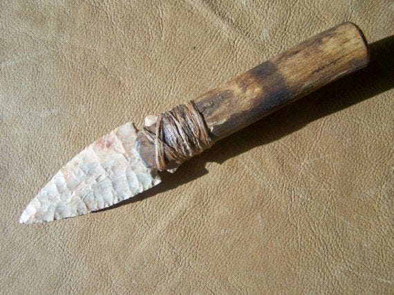 Stone Age Knife Replica - Very Nice Dovetail Blade / Arrowhead / flint  knives