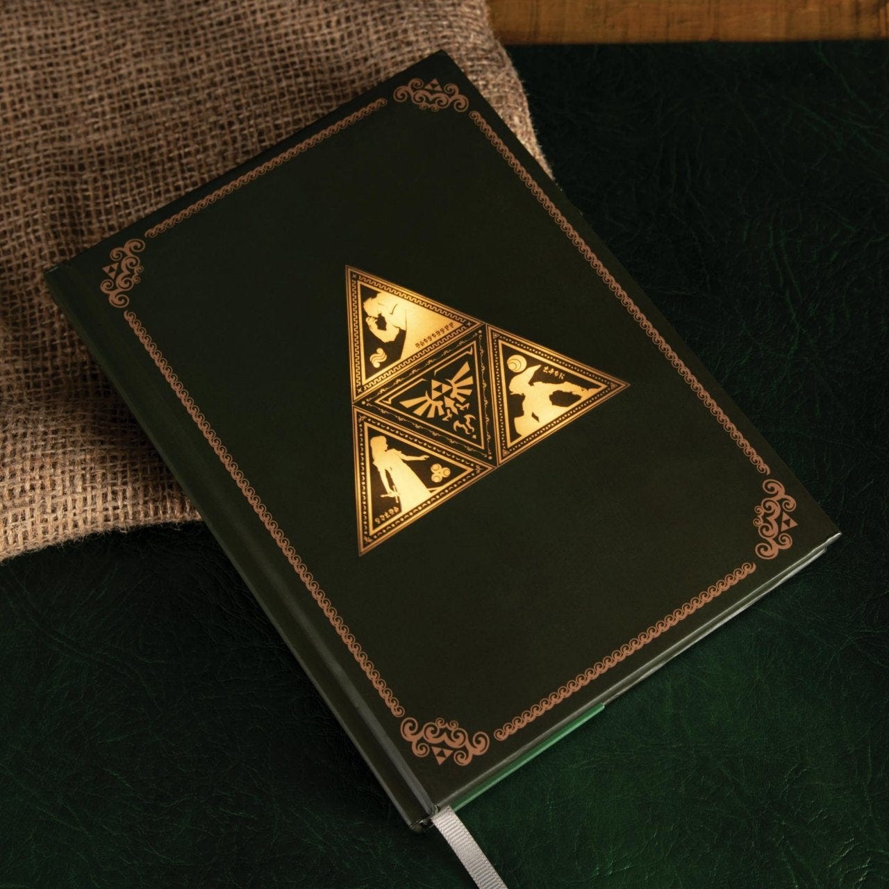 This Legend of Zelda Notebook Features a Light Up Triforce