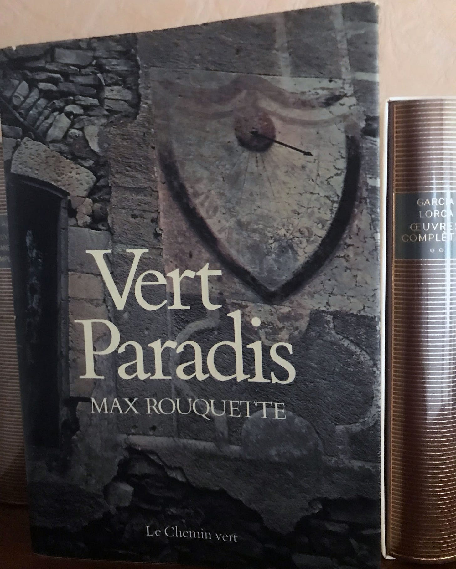 Image de couverture du livre Vert Paradis de Max Rouquette: le cadran solaire du domaine de Gardies (Hérault)