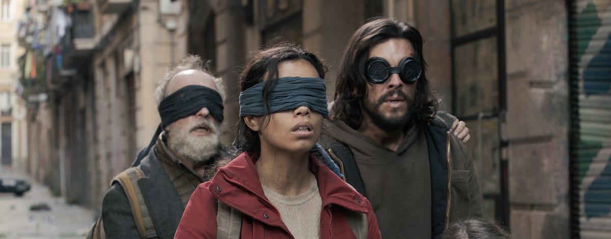 Bird Box Barcelona movie review (2023) | Roger Ebert