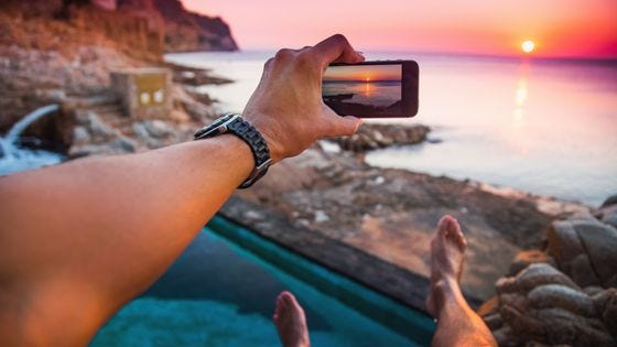 Tourisme sur Instagram : nos vacances sous influence ? | France Culture