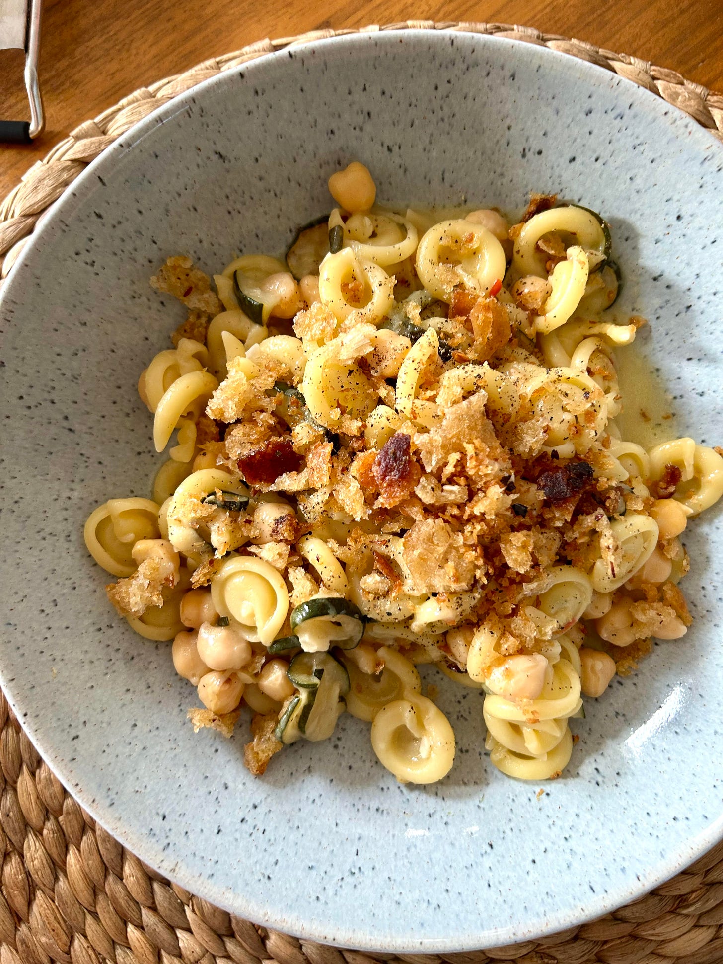 Pasta with slow-cooked courgettes
