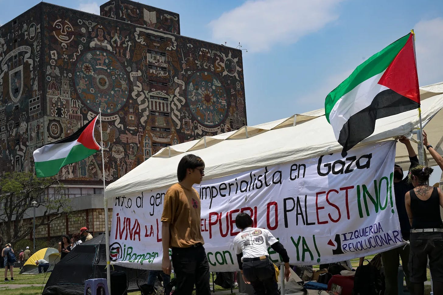 Pro-Palestinian protesters erect a tent in front of the rectory building of the National Autonomous University of Mexico.