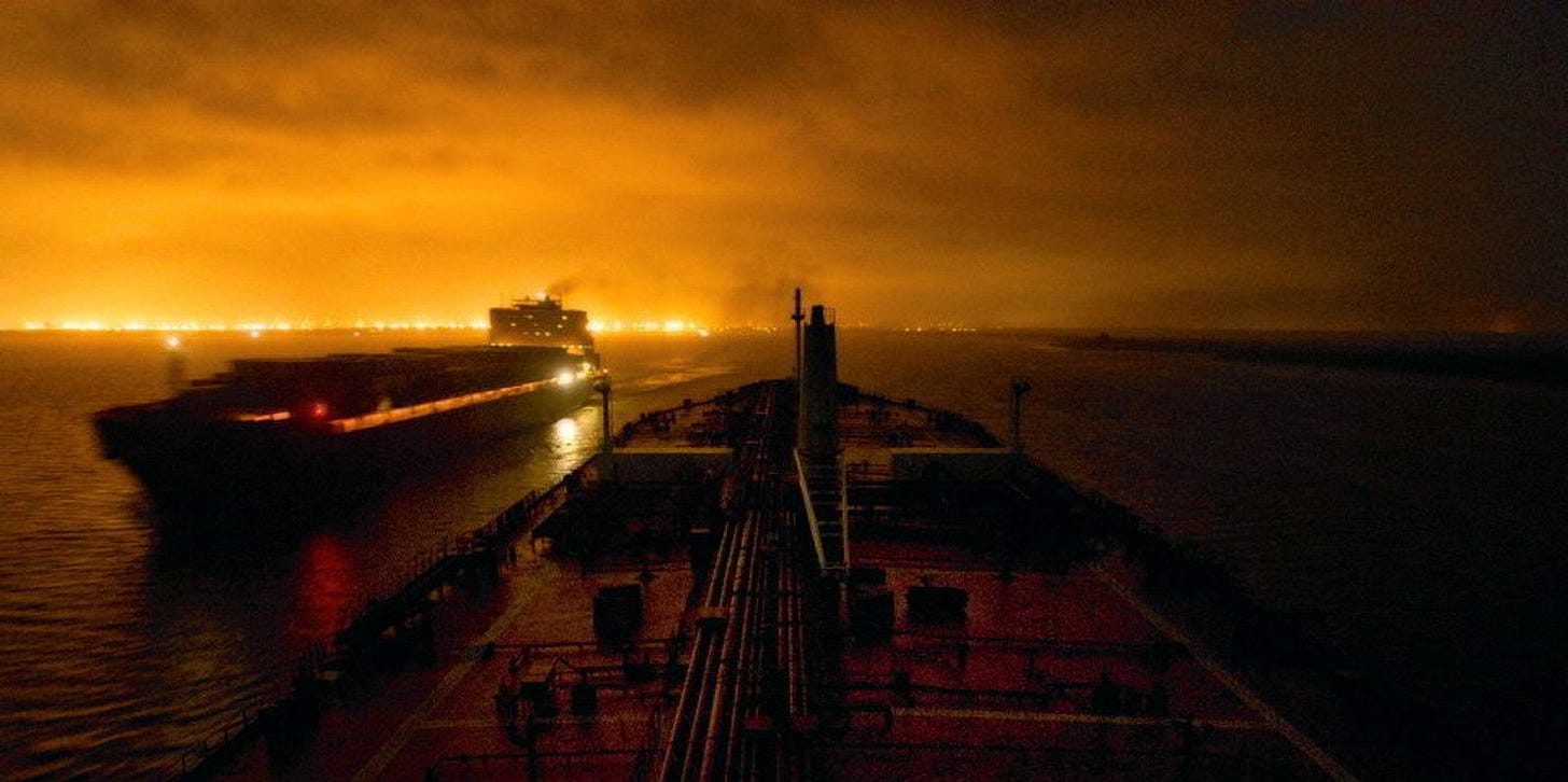 Growth of 'dark fleet' could push Russia to riskier tankers, analyst says | TradeWinds