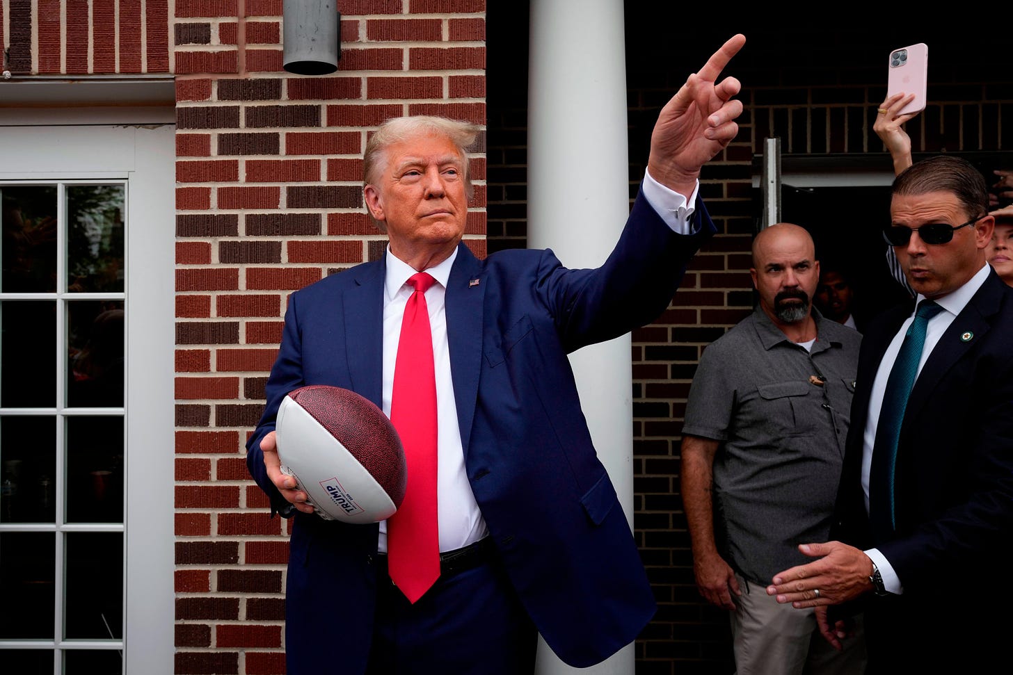 Trump attends Palmetto Bowl college football game in South Carolina | CNN  Politics