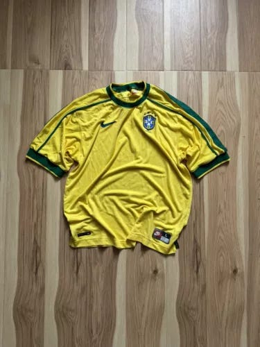 90’s Vintage Nike White Tag Brazil National Soccer Team Home Jersey Size L Used - Picture 1 of 6