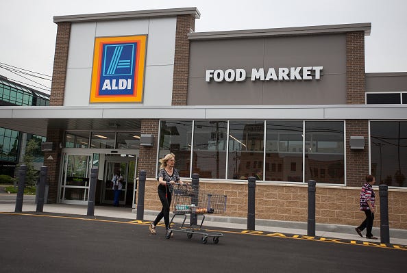 aldi parking lot scam fake news alert