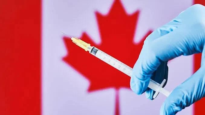 A kanadai kormány nem hajlandó magyarázatot adni arra, hogy a Covid-19 elleni vakcina bevezetése után 135%-kal nőtt a "meghatározatlan okból bekövetkezett halálozások" aránya - jelentés