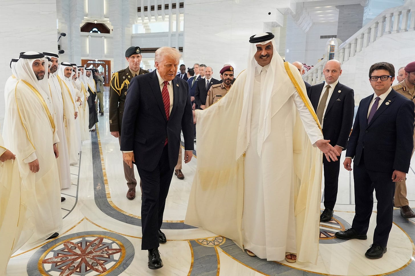Legality of Trump potentially accepting gift of Qatari plane questionable: Experts - ABC News Legality of Trump potentially accepting gift of Qatari plane questionable: Experts - ABC News