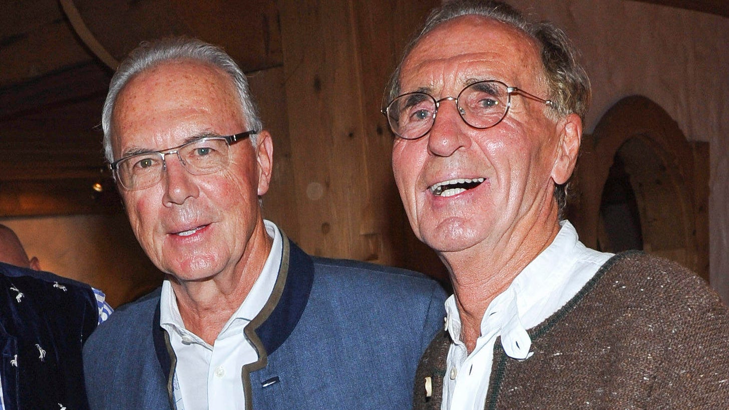 25.04.2021 Franz Beckenbauer (m) mit Sohn Thomas (l) und Bruder Walter Beckenbauer