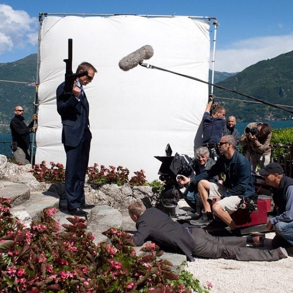 daniel craig shooting mr white in spectre james bond movie 2015