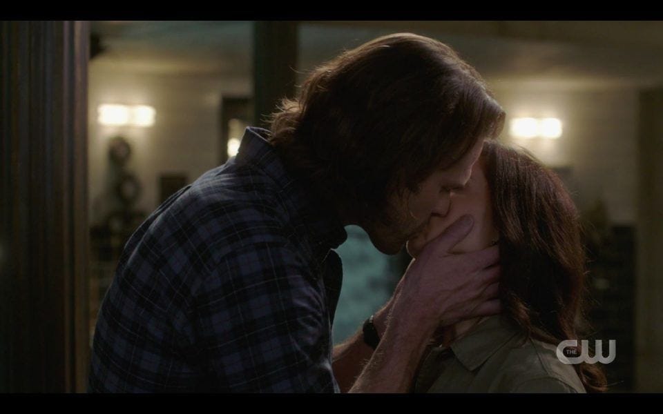 Sam Winchester kissing Eileen hard SPN 1509