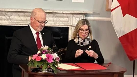 Fred Hutton Sworn In as Minister of Housing
