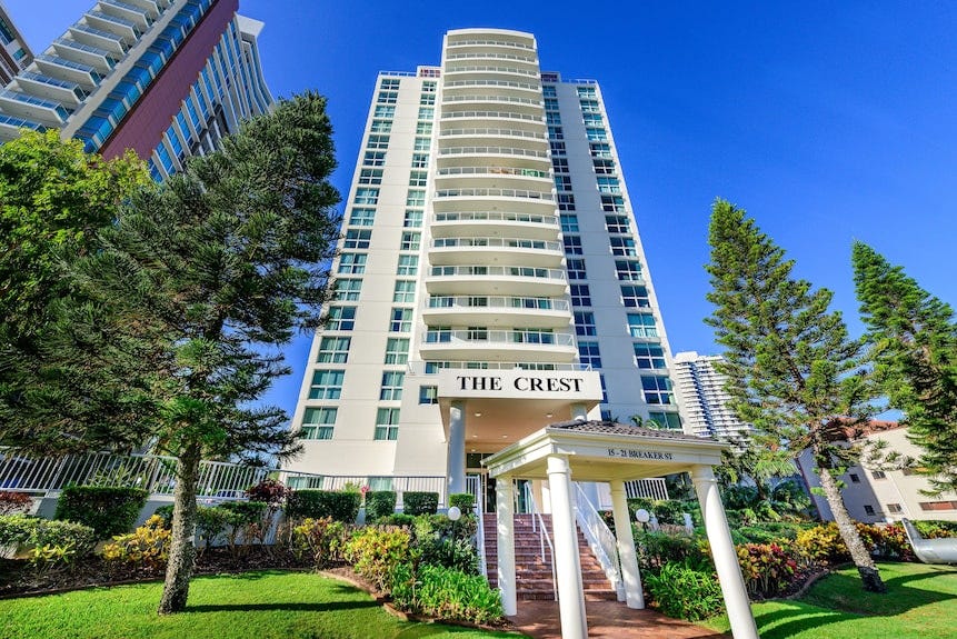 Crest Apartments (Gold Coast, Australia), Gold Coast hotel discounts |  Hotels.com
