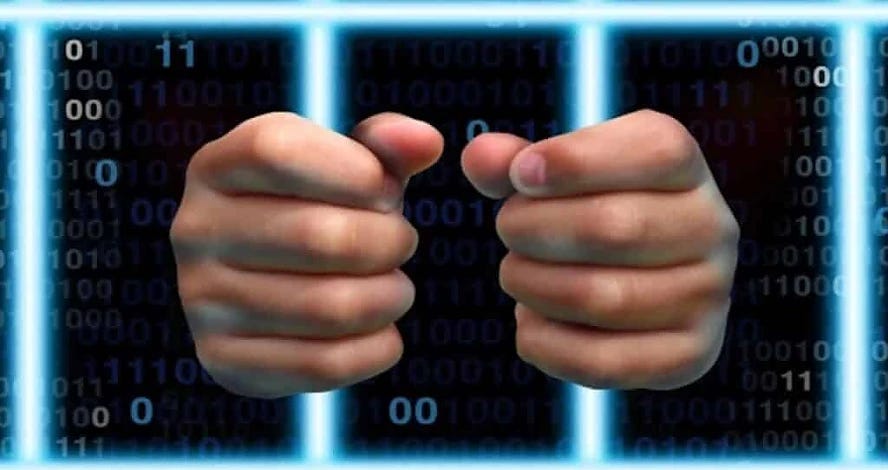 Crearea închisorii digitale: OMS face eforturi pentru introducerea grabnică a certificatelor digitale globale de sănătate, care vor restricționa libertățile în statul polițienesc medical totalitar