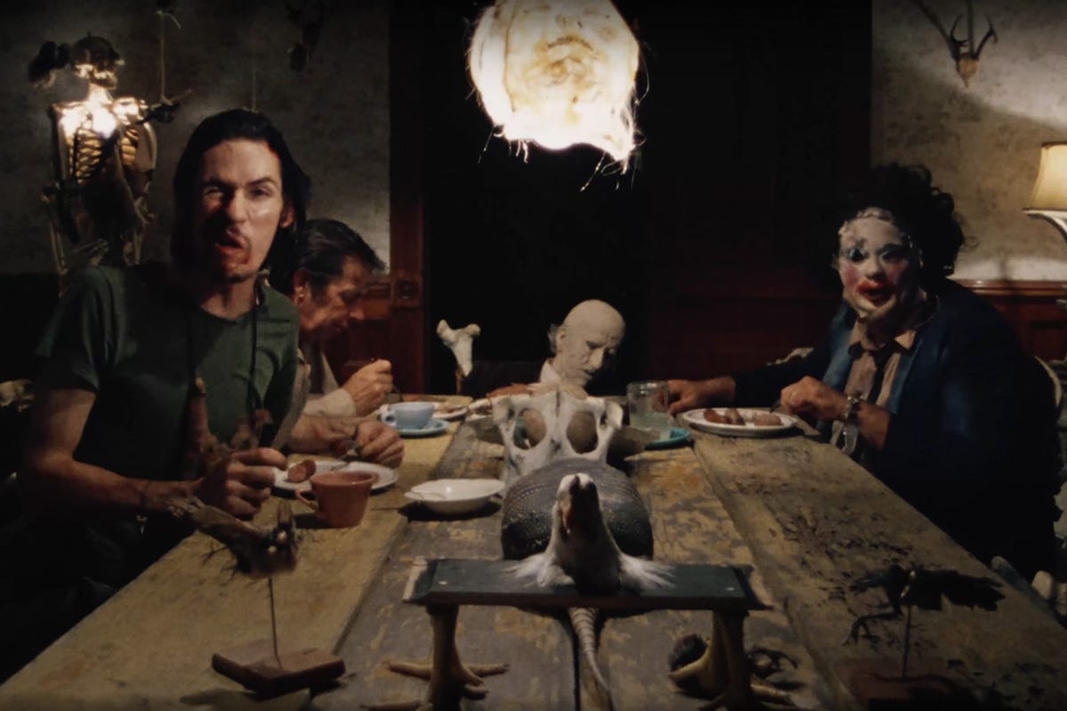 Earthy Anecdotes: The Texas Chain Saw Massacre's Hellish Dinner Scene -  Culturedarm