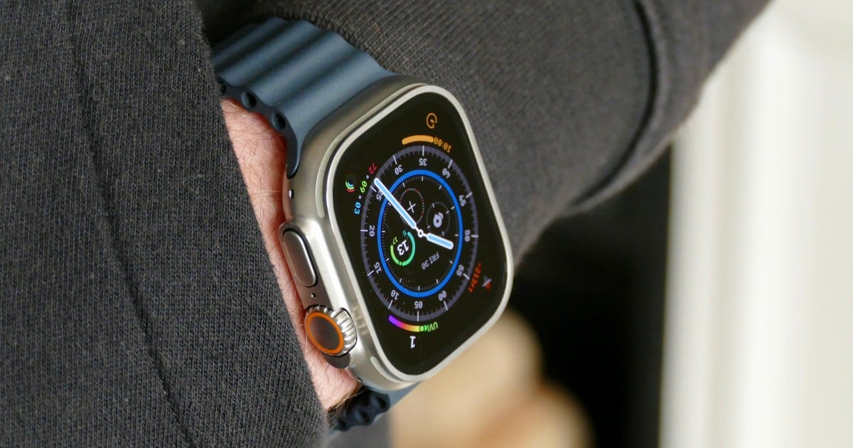 Apple-Watch-Ultra-on-Wrist-Pocket.jpg