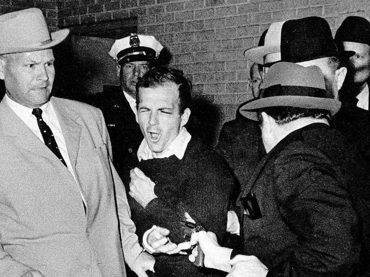 James R Leavelle, detective handcuffed to Lee Harvey Oswald when he was shot,  dies aged 99 | John F Kennedy | The Guardian