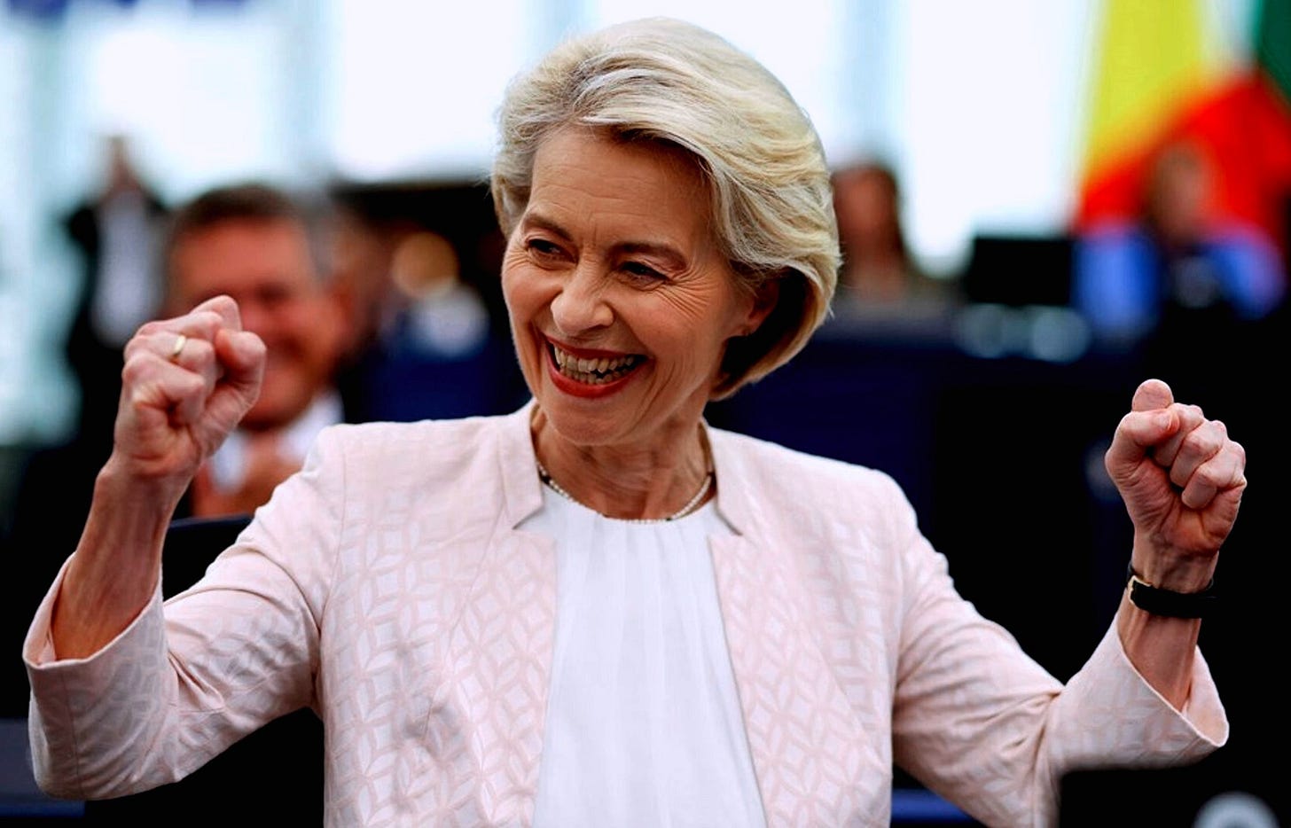 Von der Leyen får fem år mere: "Jeg er her for at gøre en forskel" -  Altinget - Alt om politik: altinget.dk