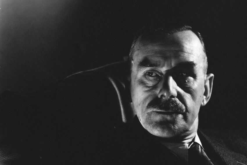 Morten Høi Jensen: "Thomas Mann and the Role of the… - The Yale Review