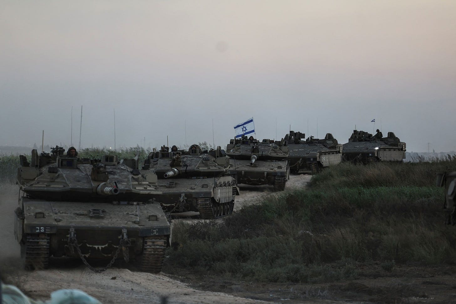 IDF reservists flock to border with Gaza as Israel prepares for ground  incursion | CNN