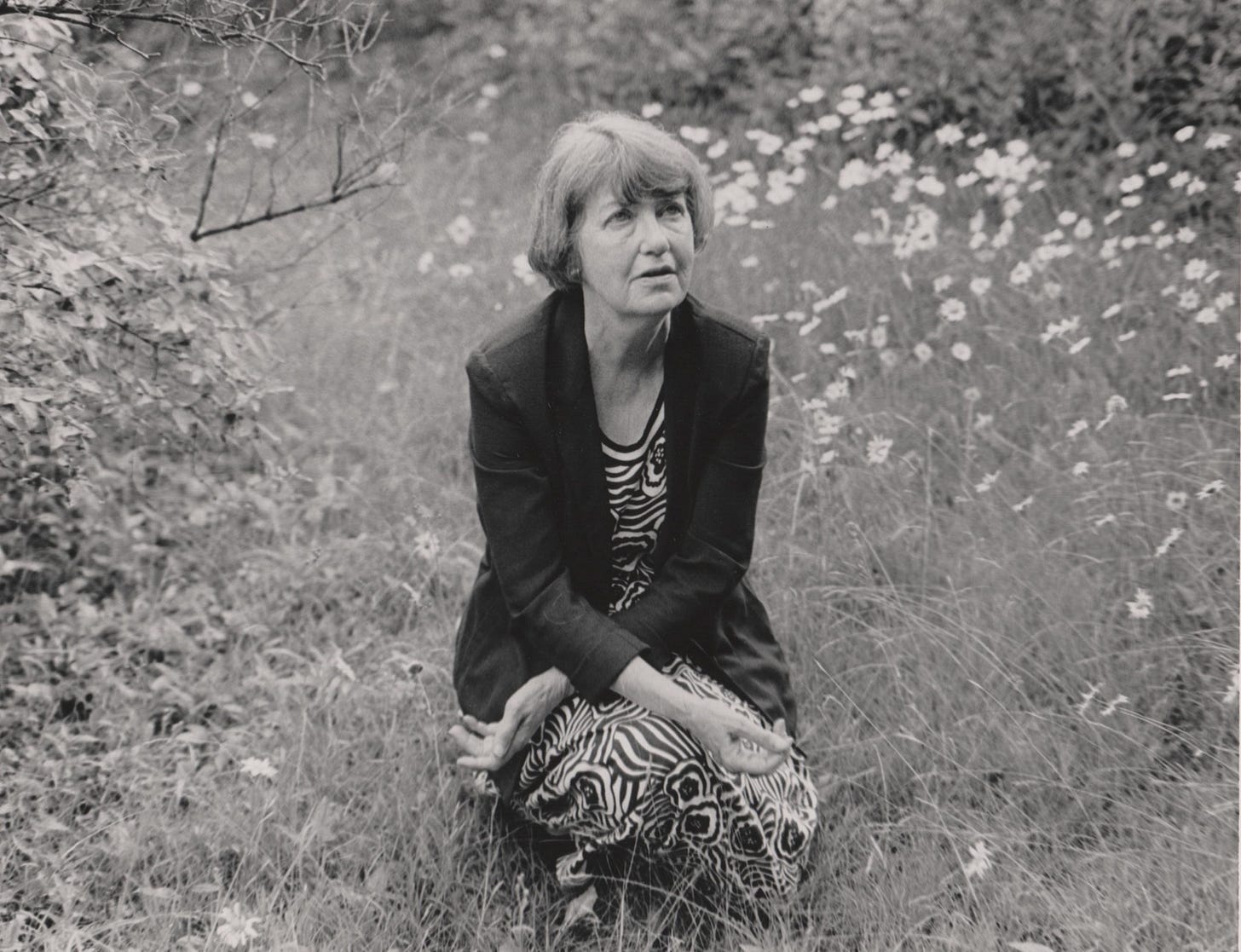 Lisel Mueller, Pulitzer-Winning Poet, Dies at 96 - The New York Times