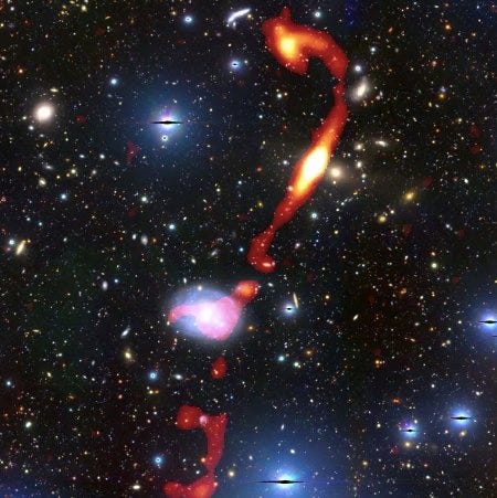Visualisation de la galaxie radio massive Inkathazo