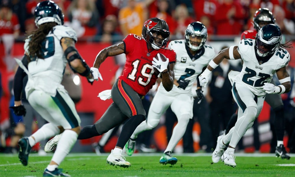 Eagles vs. Bucs: Twitter reacts to humiliating 32-9 loss in wild card game