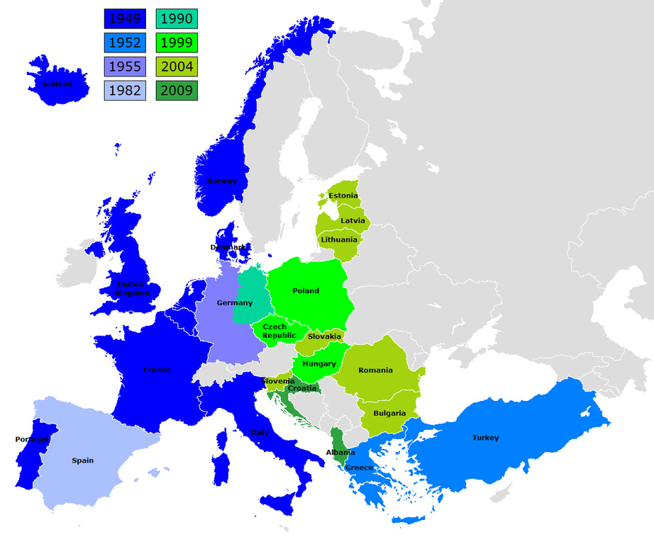 Datei:NATO expansion.png – Wikipedia