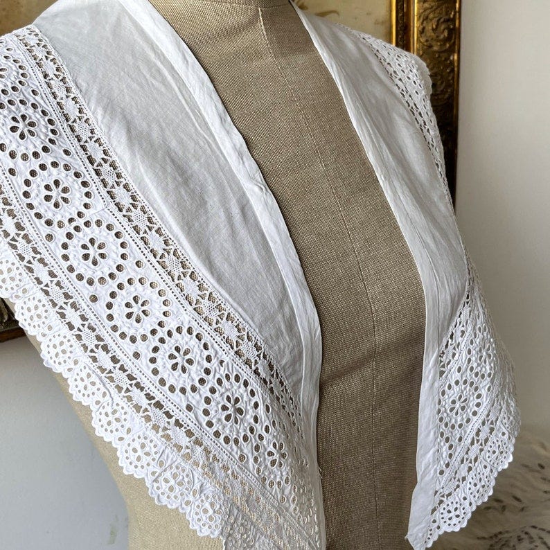 Vintage lace detachable collar, Antique french white cotton collar, Victorian collar, Edwardian collar,Historical costume. image 4