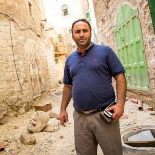Israel y TPO: Retiren los cargos por motivos políticos contra el activista palestino Issa Amro