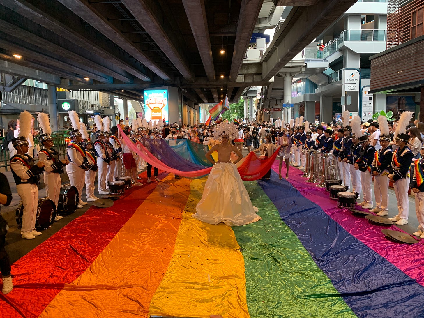 File:Bangkok Pride 2022, Thanon Si Lom 2022-06-05 - img 06.jpg - Wikimedia  Commons