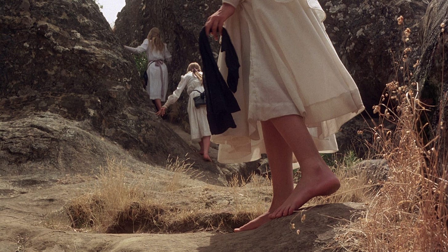 PICNIC AT HANGING ROCK EN - Kurja Polt