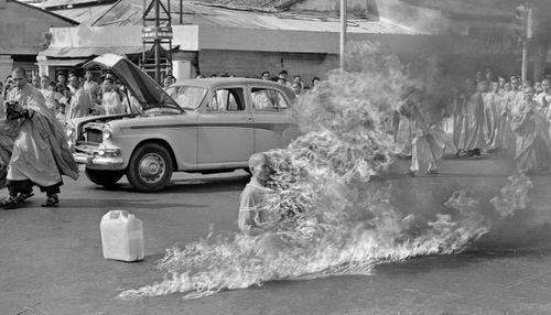 thich quang duc self immolation