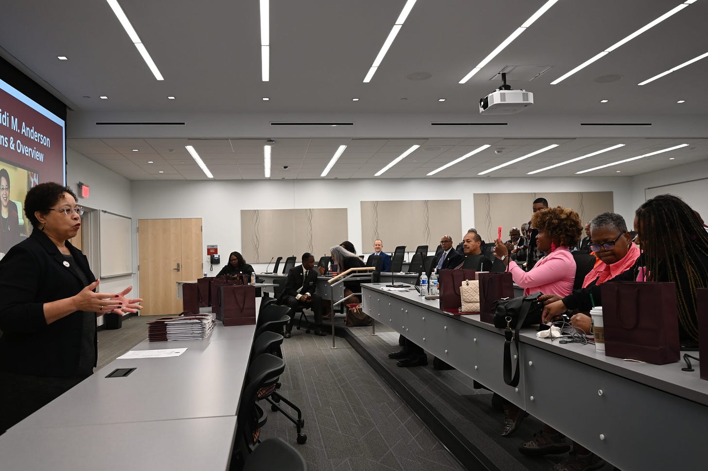Members of the Maryland Legislative Black Caucus visit UMES | Public  Relations