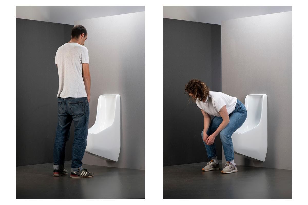 Fast and contactless urination for all genders, that's how the designers imagine it in practice. 