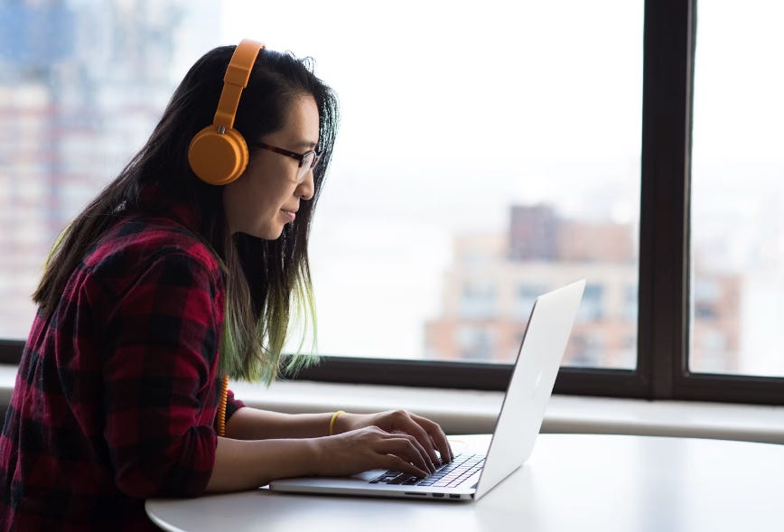 woman on laptop