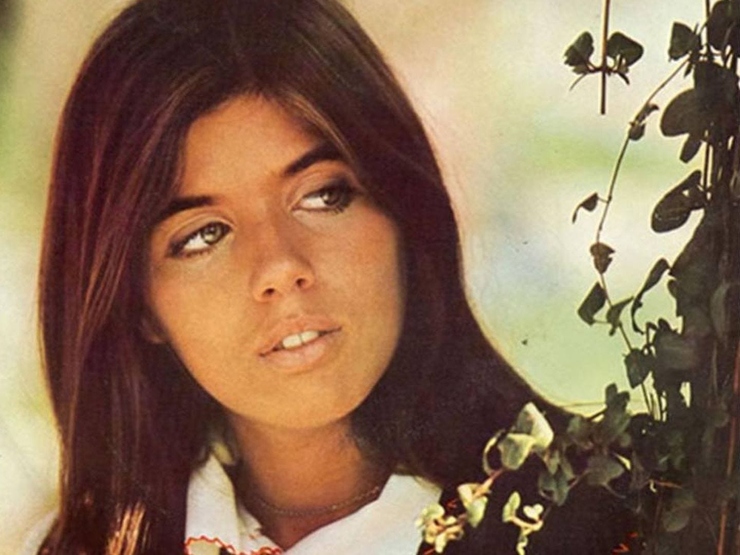 Jeanette, una rebelde con cara de niña casada con su amor de juventud