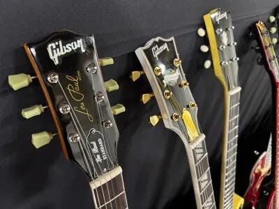 Fake Gibson "Les Paul" Guitars