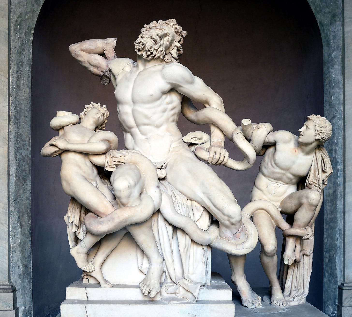 File:Laocoon and His Sons.jpg - Wikimedia Commons