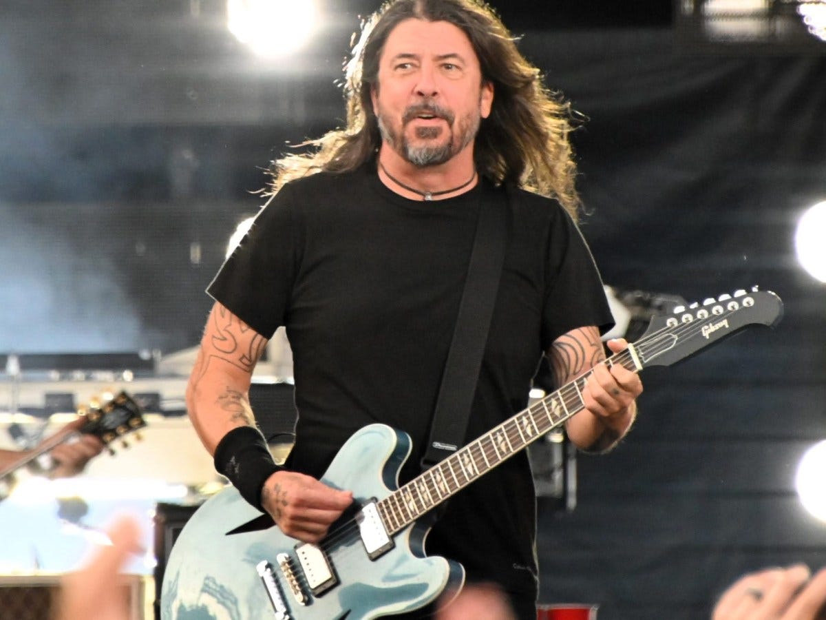 Concert Recap and Photos: Foo Fighters hit it out of the park at Fenway