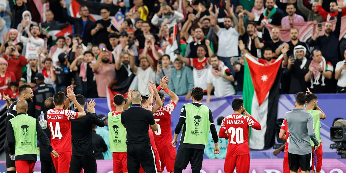 Malaysia players clapping fans