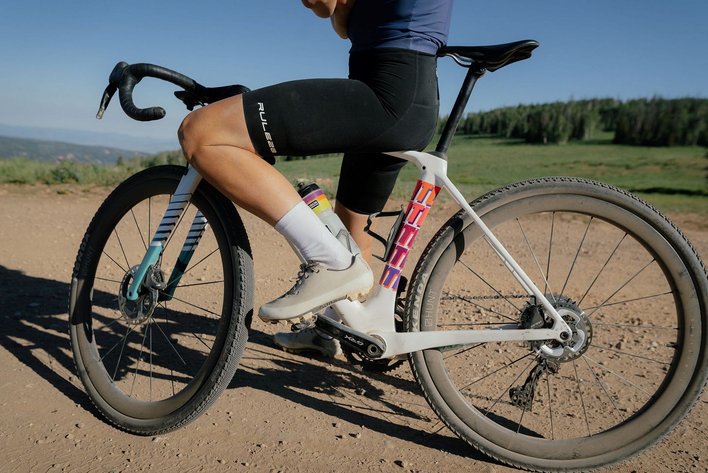 Hunt lowers weight, ups the aero on its new 40 Limitless Gravel Aero  wheelset | Cyclist