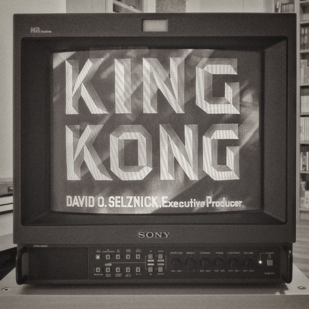 watching-king-kong-1933-on-my-14-crt-aysofqo7hd-1080x1080.jpg (1080×1080)