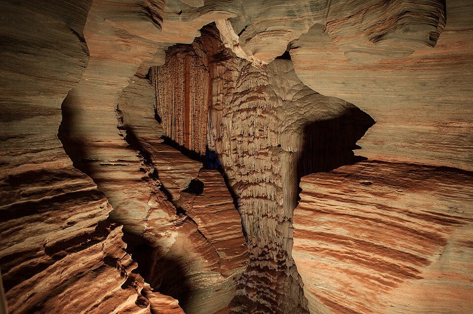 File:Texturas da Gruta da Lapinha.jpg File:Texturas da Gruta da Lapinha.jpg