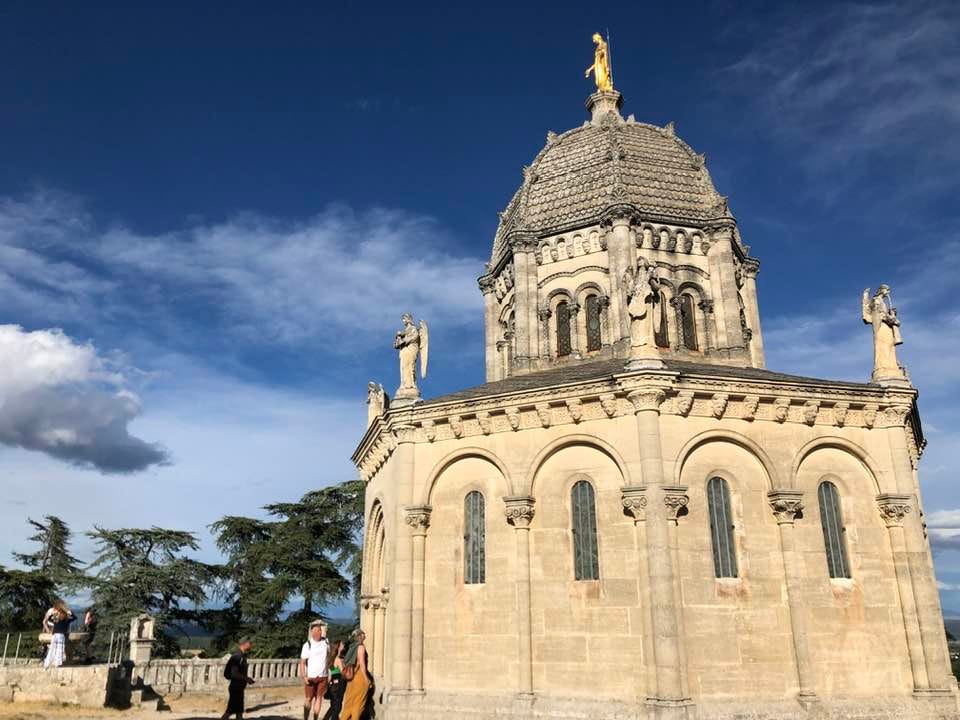 May be an image of 5 people, Sacré-Cœur and the Basilica of the National Shrine of the Immaculate Conception